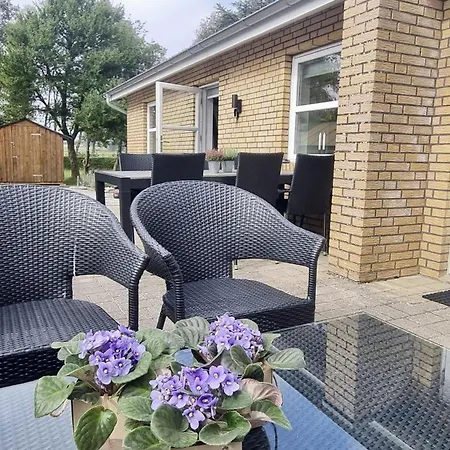 Ferienhaus-mit-aussenwhirlpool-saunatonne-und-drei-terrassen Broager